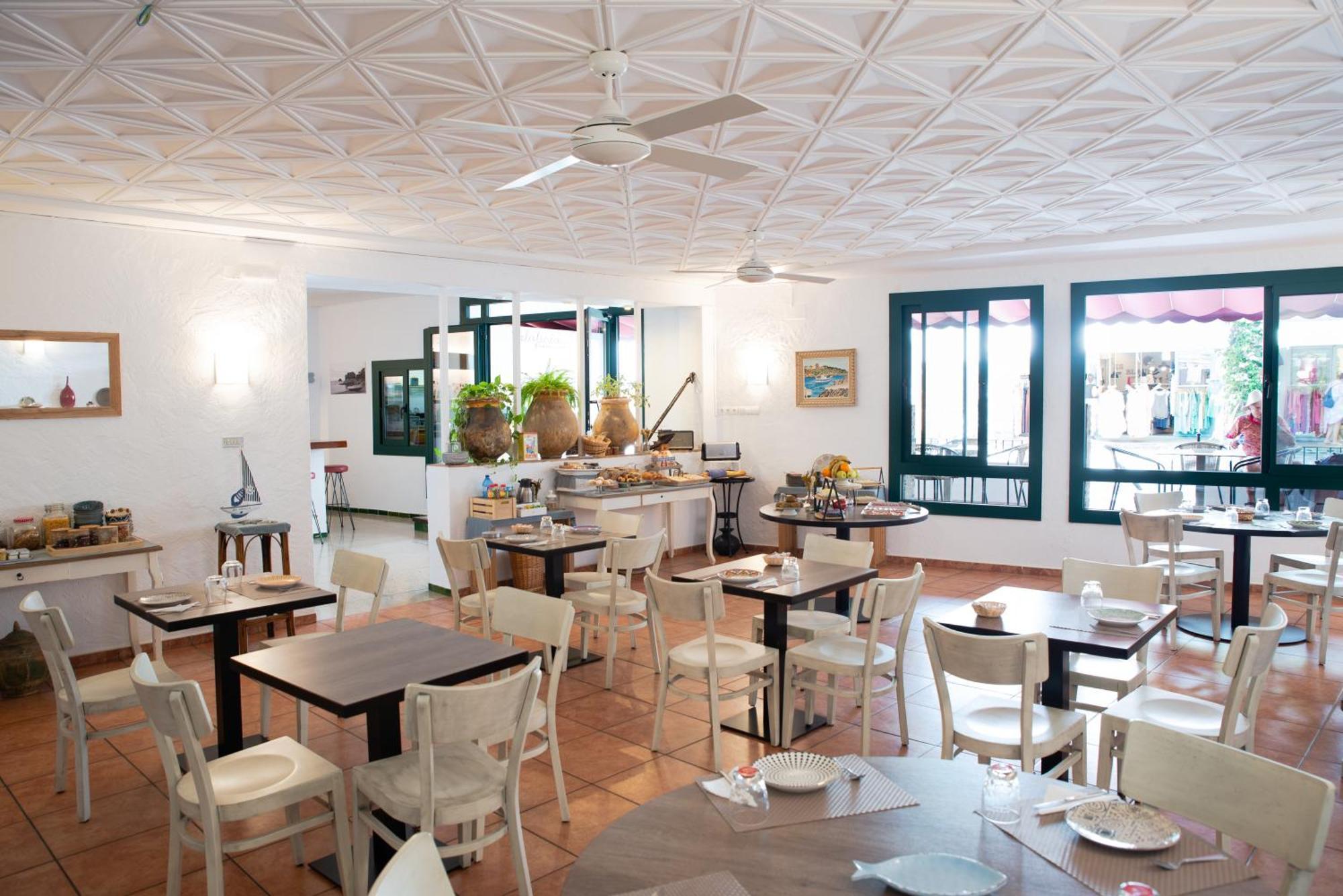 Hostal El Ranxo Cadaques Exterior photo